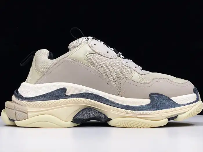 Kicked Out Shoe Store BLCG TRIPLE S TRAINER 'VANILLE' 536737 W09O6 9787 0131