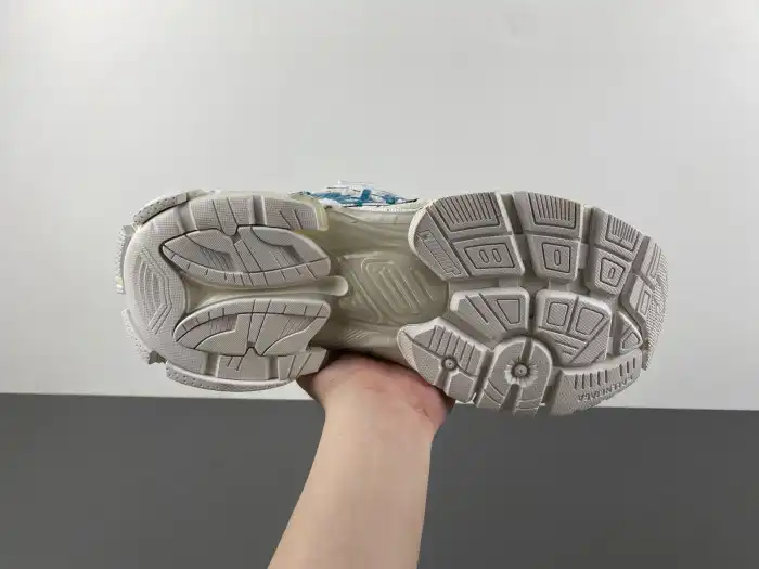 Kicked Out Shoe Store BLCG RUNNER SNEAKER 772774 W3RNY 0133 0129