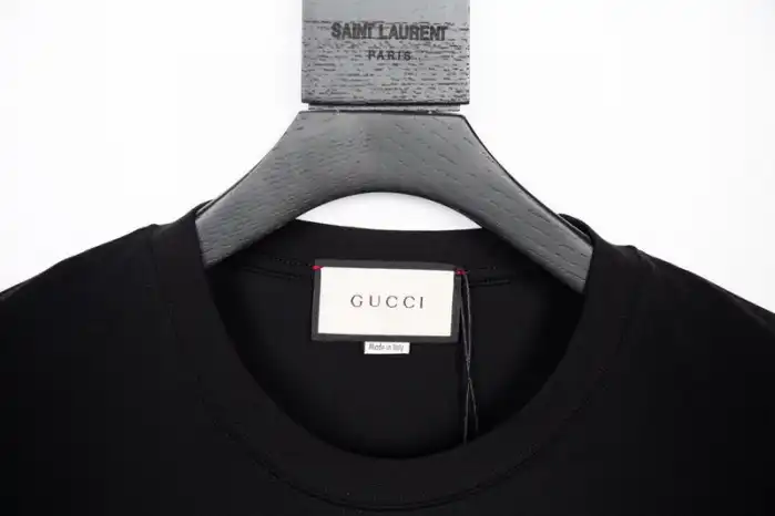 Kicked Out Shoe Store GUCC T-SHIRT 24042210 0125