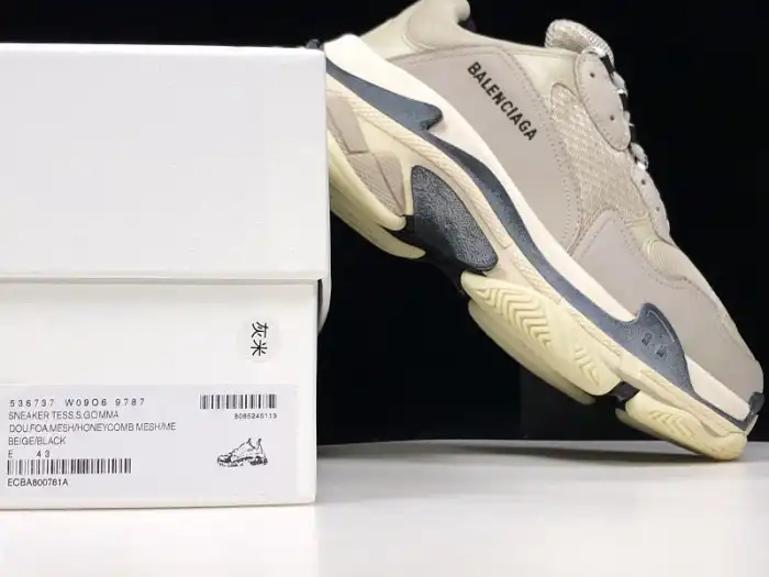 Kicked Out Shoe Store BLCG TRIPLE S TRAINER 'VANILLE' 536737 W09O6 9787 0131