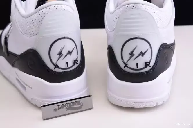 Kick Theory FRAGMENT DA3595-100 JORDAN 3 AIR 0207